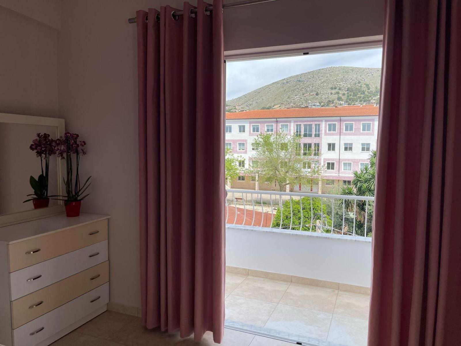 Linda Home Sarandë Buitenkant foto