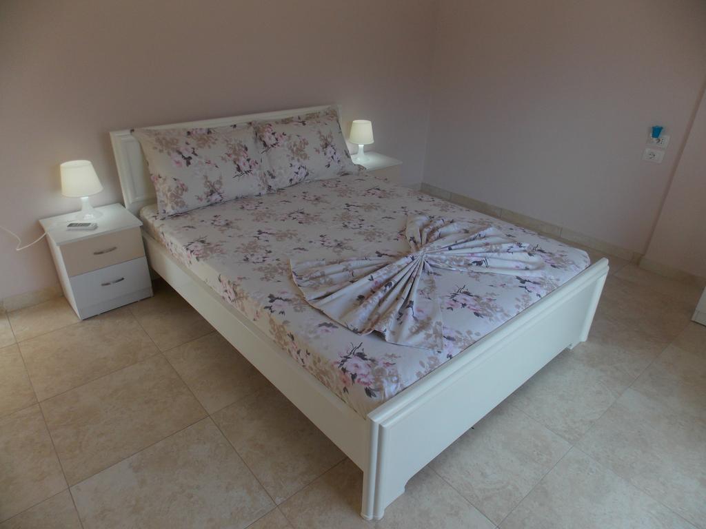 Linda Home Sarandë Buitenkant foto