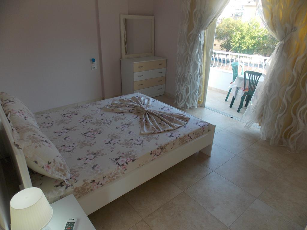 Linda Home Sarandë Buitenkant foto