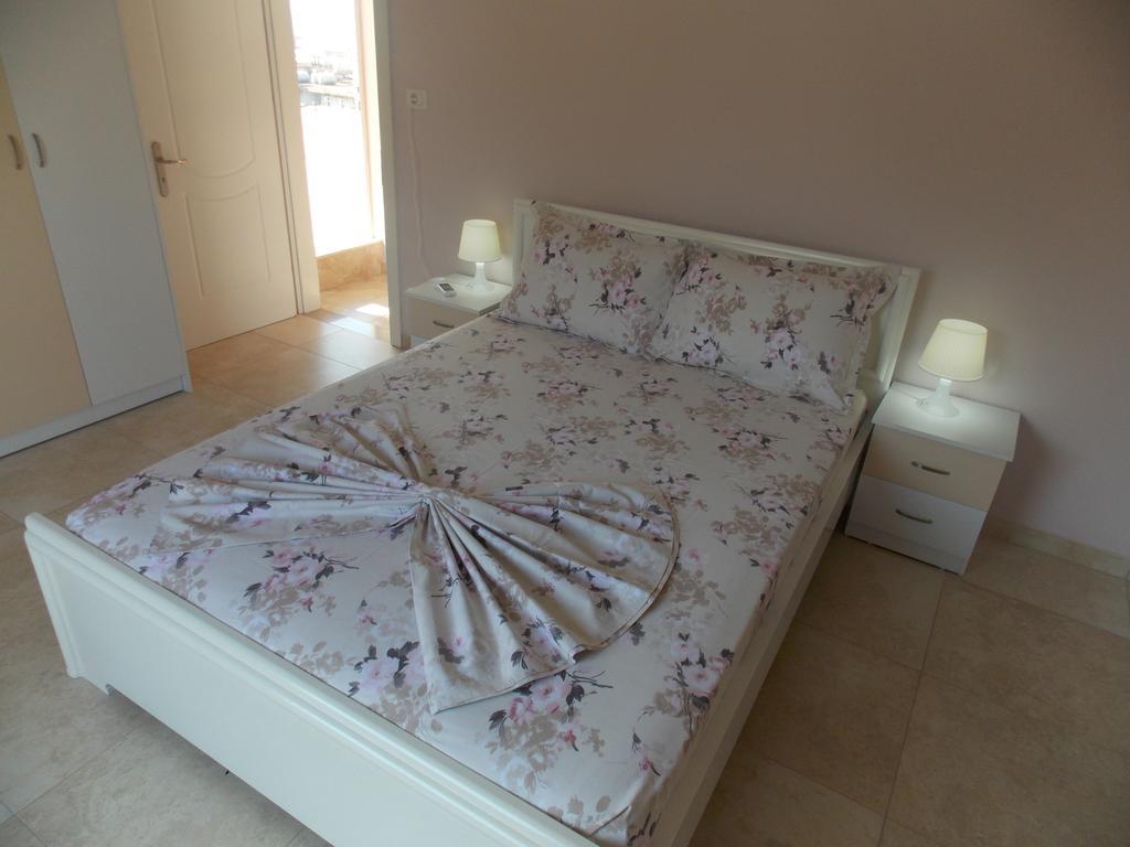 Linda Home Sarandë Buitenkant foto